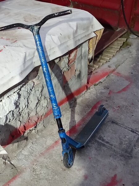 Vand trotineta second-hand,